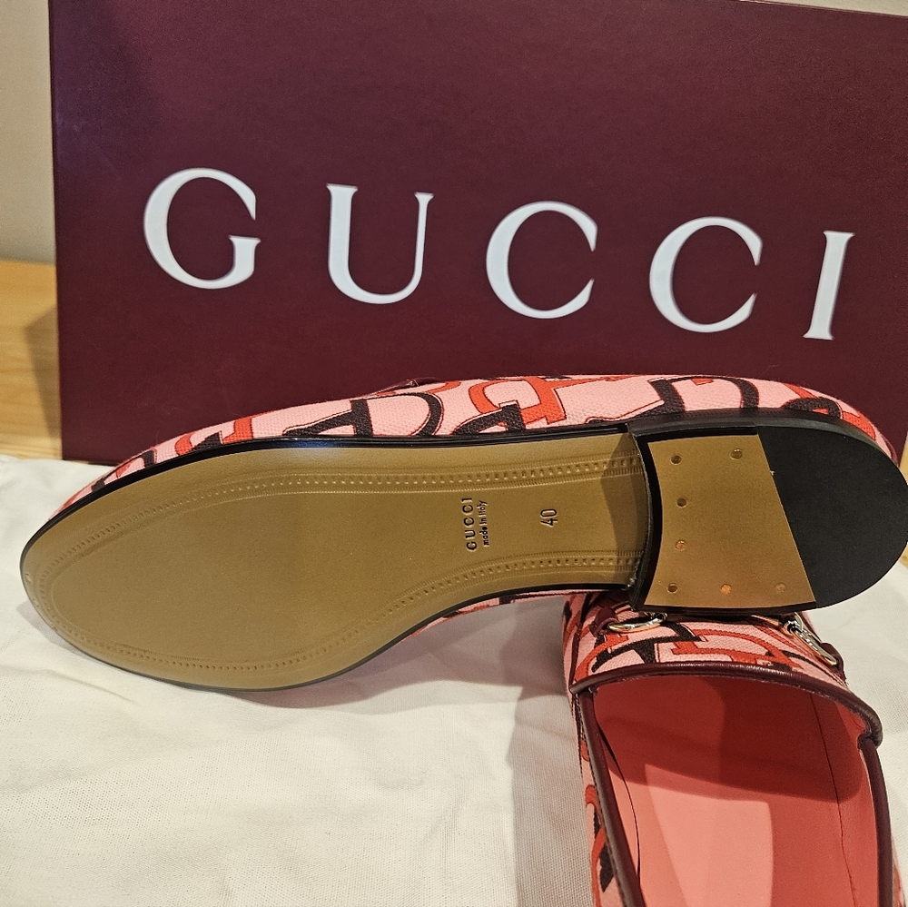 Gucci Pink & Red Horsebit Pattern Loafers - Picture 9 of 10